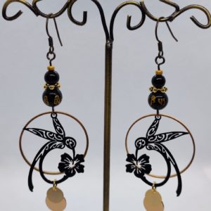 Boucles d’oreilles tourmaline et obsidienne avec mantra tibétain