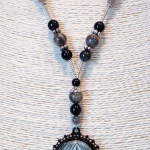 Collier labradorite et agate noire