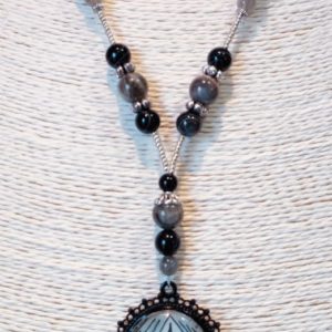 Collier labradorite et agate noire